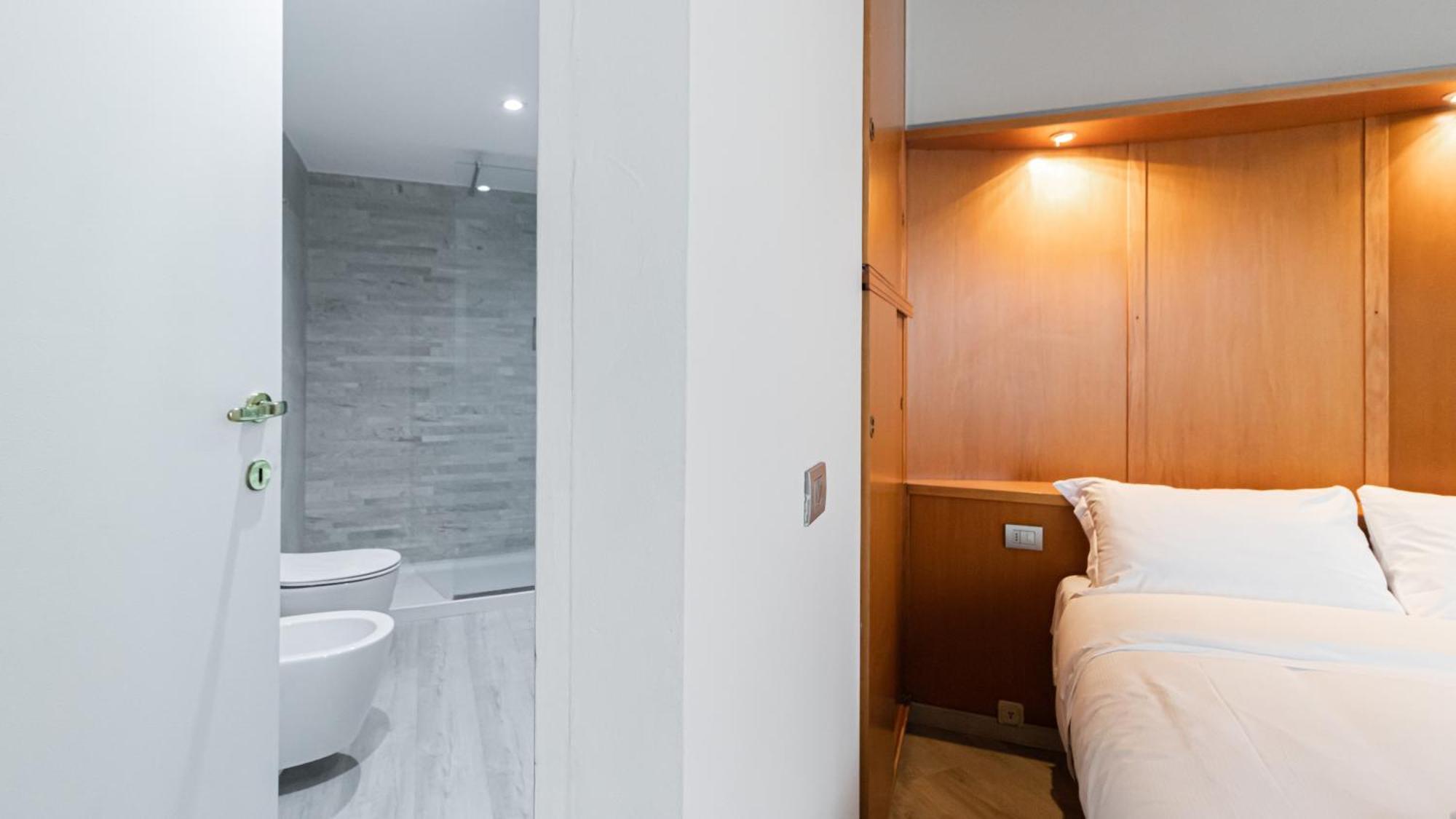 Italianway-Gian Galeazzo Apartment มิลาน ภายนอก รูปภาพ